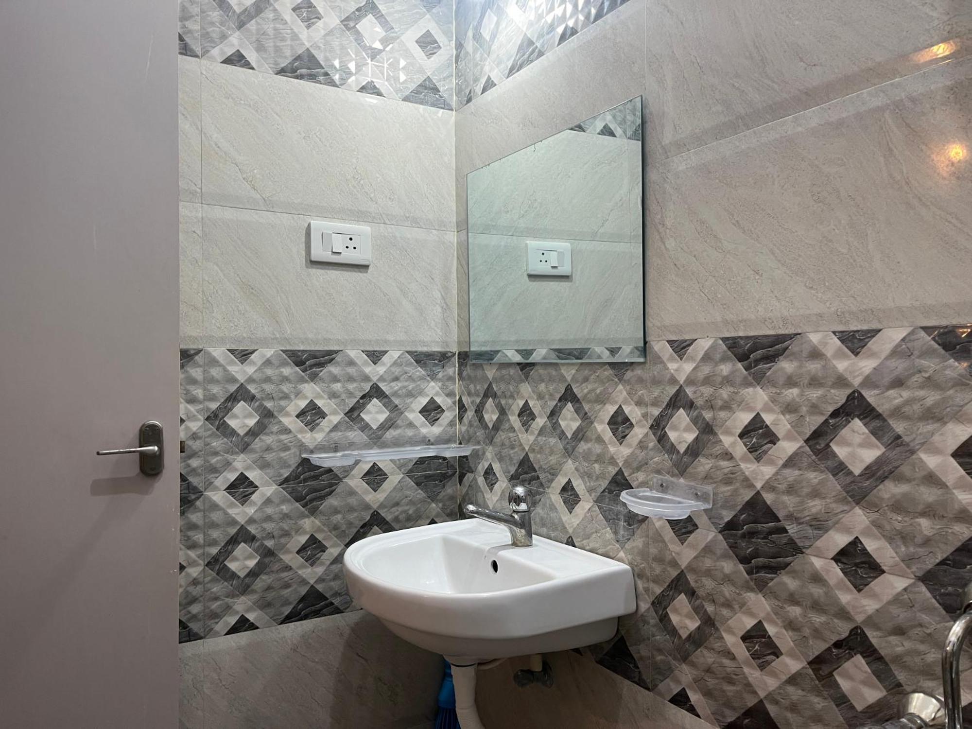 Prince Home Stay Тирунелвели Экстерьер фото